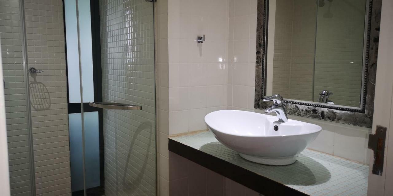 21 Kingfisher Guesthouse جوهانسبورغ المظهر الخارجي الصورة